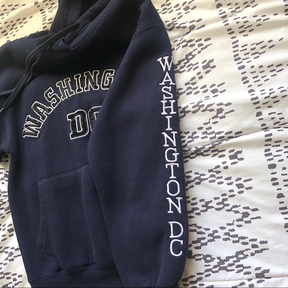 [SOLD] washington dc hoodie - Picture 2 of 2